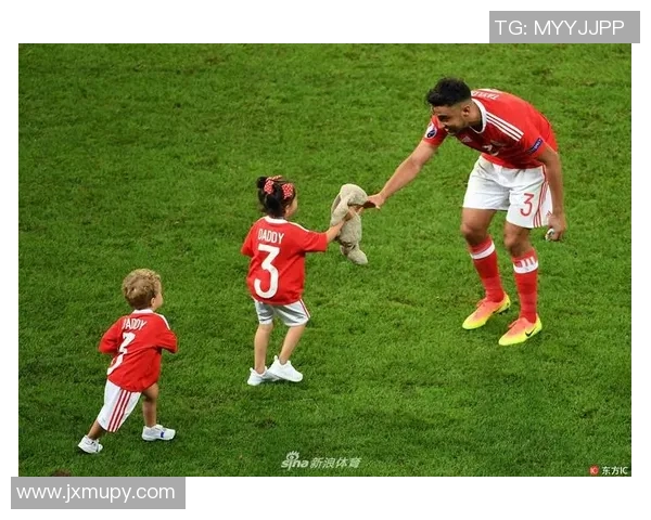 足球明星萌娃们的可爱瞬间盘点他们的天赋和未来潜力